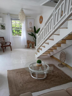 Place to stay close to US embassy and easy access to town